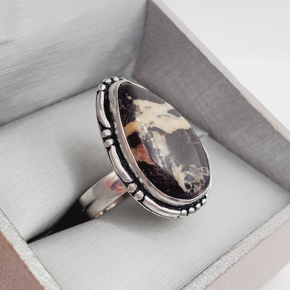 Genuine Pear Bezel Set White Buffalo Turquoise 925 Sterling Silver Vintage Ring - Picture 2 of 7